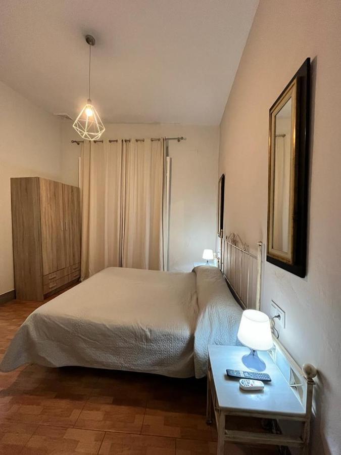 Pension Bienvenido Seville Luaran gambar