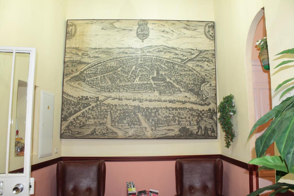 Pension Bienvenido Seville Luaran gambar
